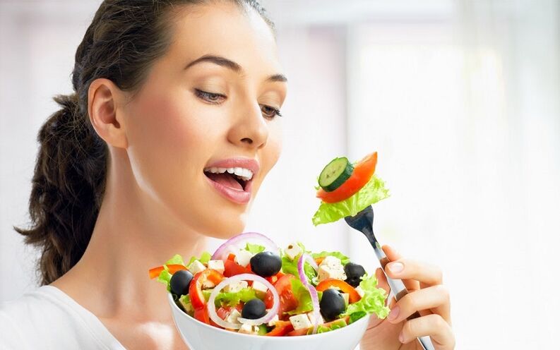 the use of vegetable salad for weight loss per week by 7 kg