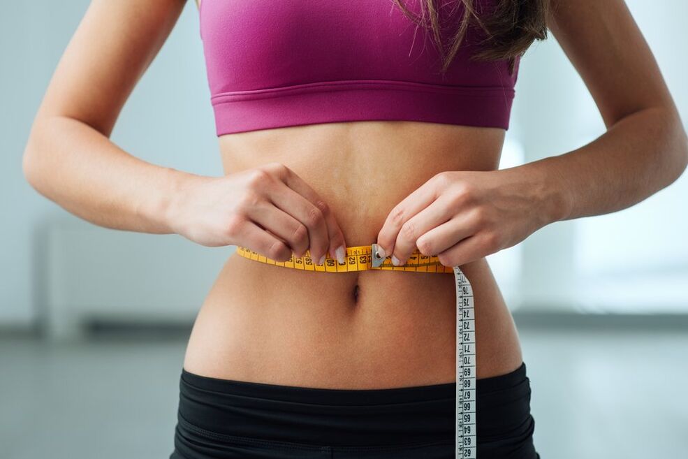 measuring your waist while on a ketogenic diet