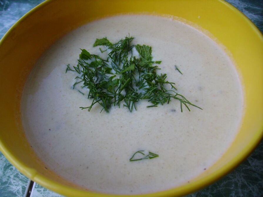 cream soup with chicken and cauliflower for pancreatitis